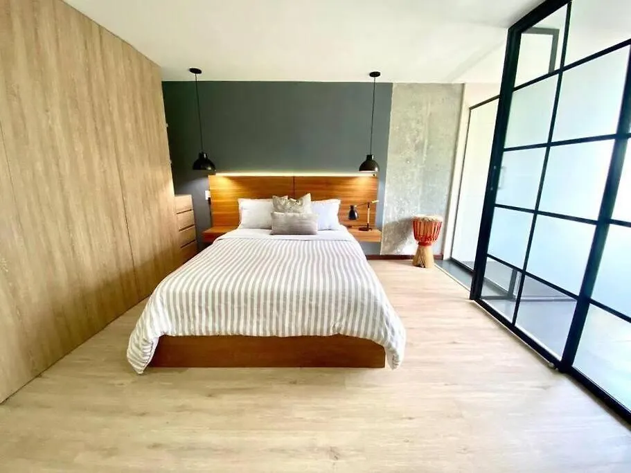 Allegro 4 Pax Medellín 0*,  Kolumbie